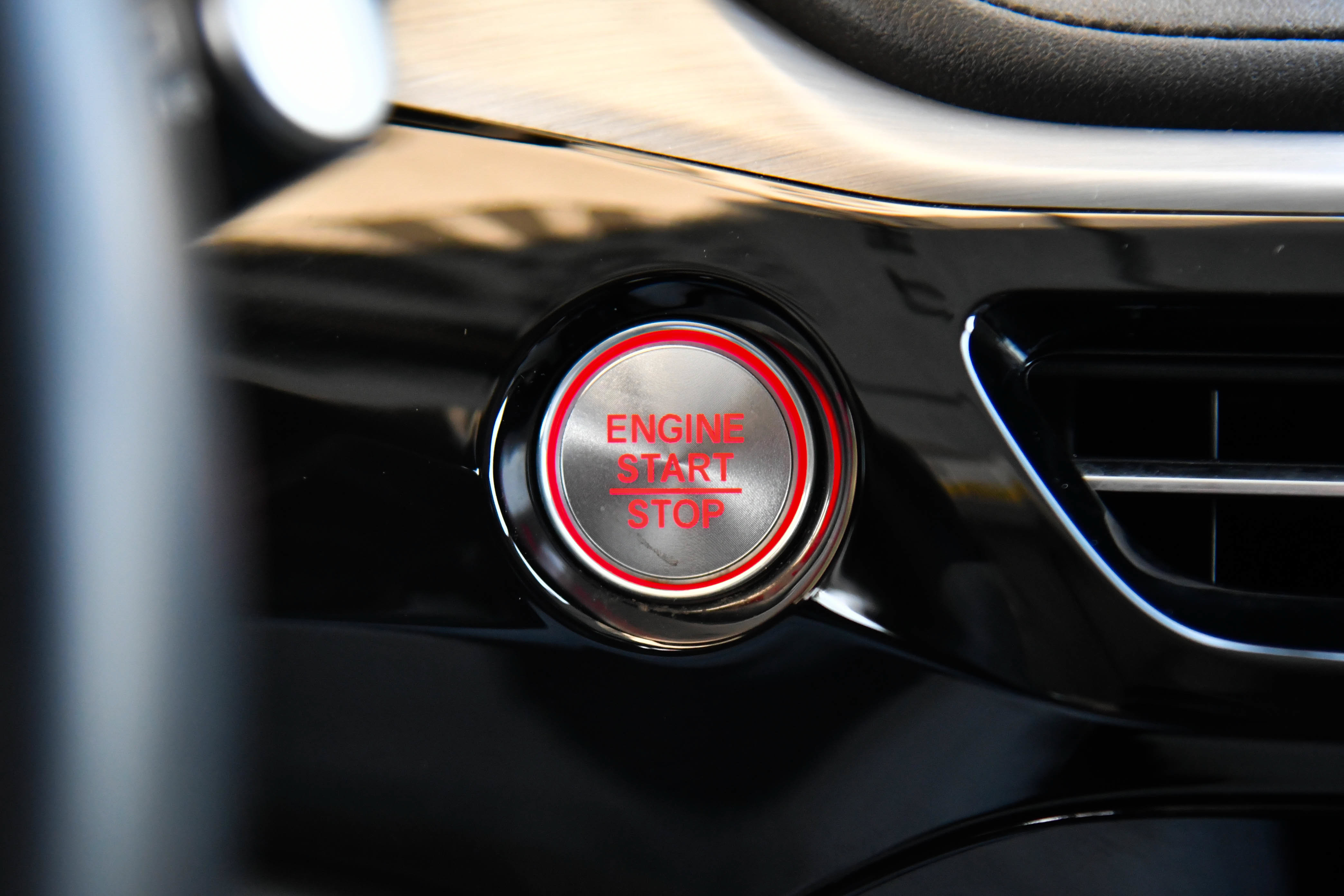 Used 2022 Acura MDX FWD w/ Technology Package image 32