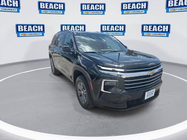 Used 2026 Chevrolet Traverse LT AWD/4WD image 3