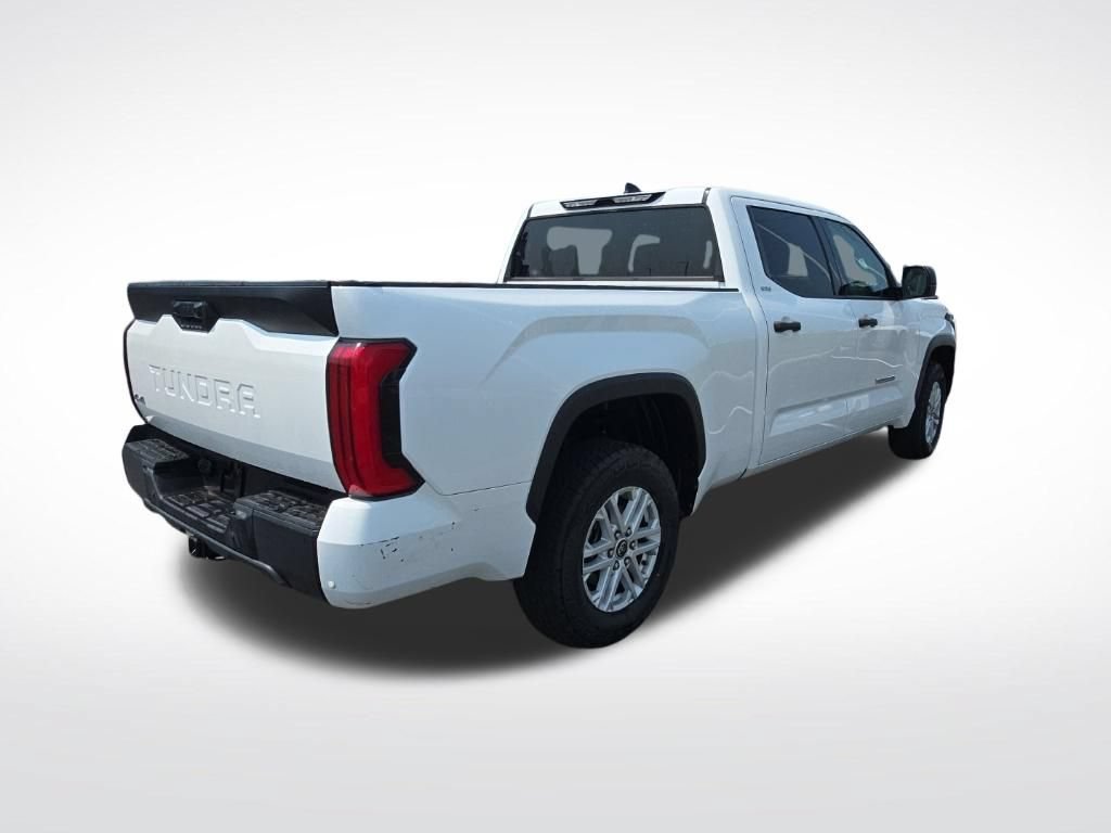 Used 2022 Toyota Tundra SR5 AWD/4WD image 3