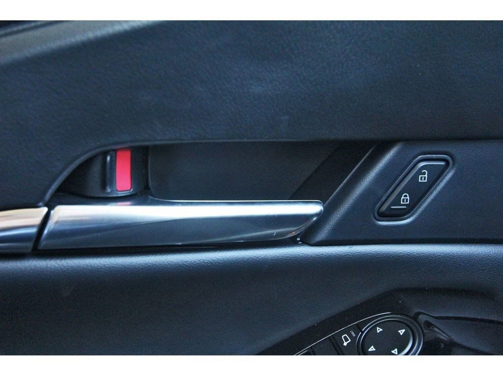 Used 2025 MAZDA CX-30 AWD 2.5 S w/ Preferred Package image 19