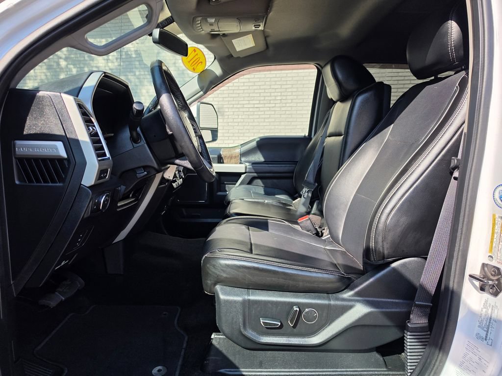 Used 2017 Ford F250 Lariat w/ Snow Plow Prep Package AWD/4WD image 6