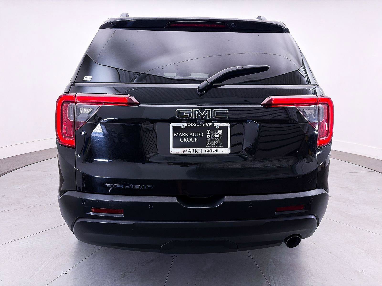 Used 2021 GMC Acadia SLE w/ Elevation Edition FWD image 9