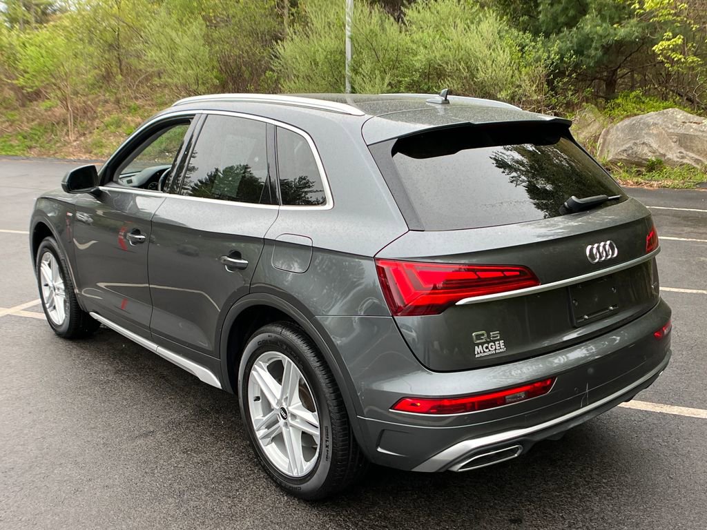 Used 2021 Audi Q5 e Premium Plus w/ Premium Plus Package AWD/4WD image 3