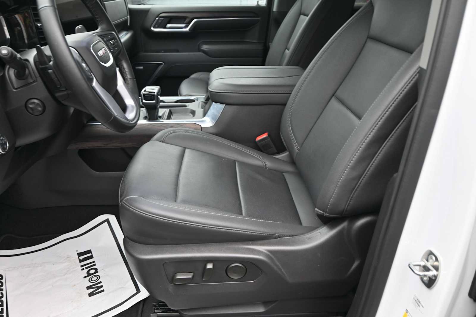 Used 2024 GMC Sierra 1500 SLT w/ SLT Premium Plus Package AWD/4WD image 13