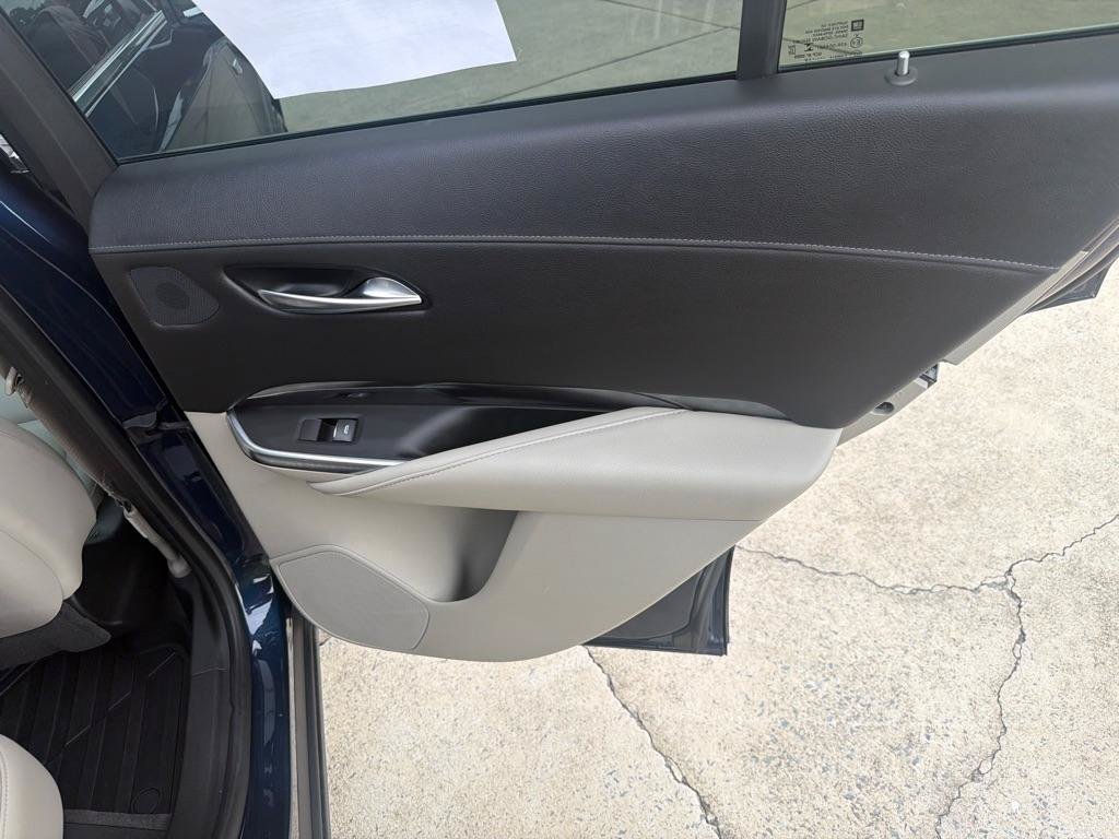 Used 2019 Cadillac XT4 Luxury w/ Cold Weather Package FWD image 34
