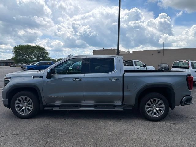 Used 2024 GMC Sierra 1500 Denali AWD/4WD image 2