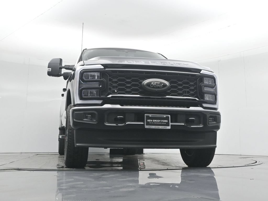 New 2026 Ford F350 XLT w/ XLT Premium Package AWD/4WD image 46