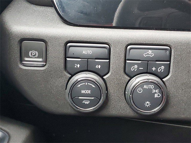 Certified 2024 Chevrolet Silverado 1500 LT image 30