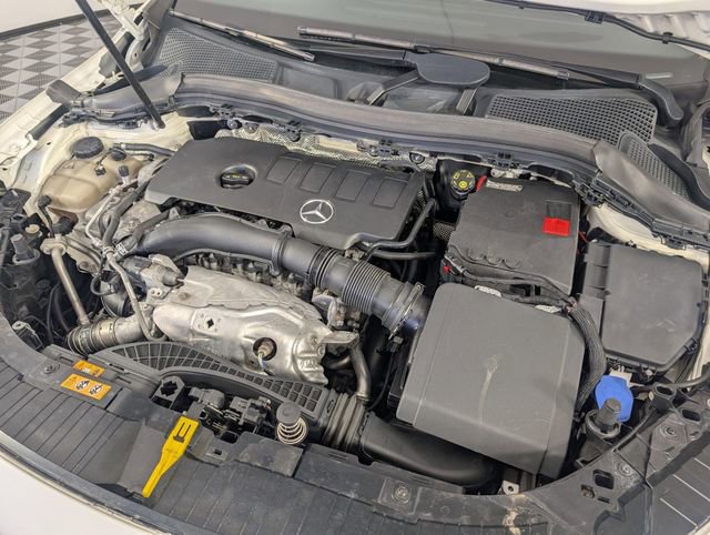 Used 2021 Mercedes-Benz GLA 250 4MATIC image 36