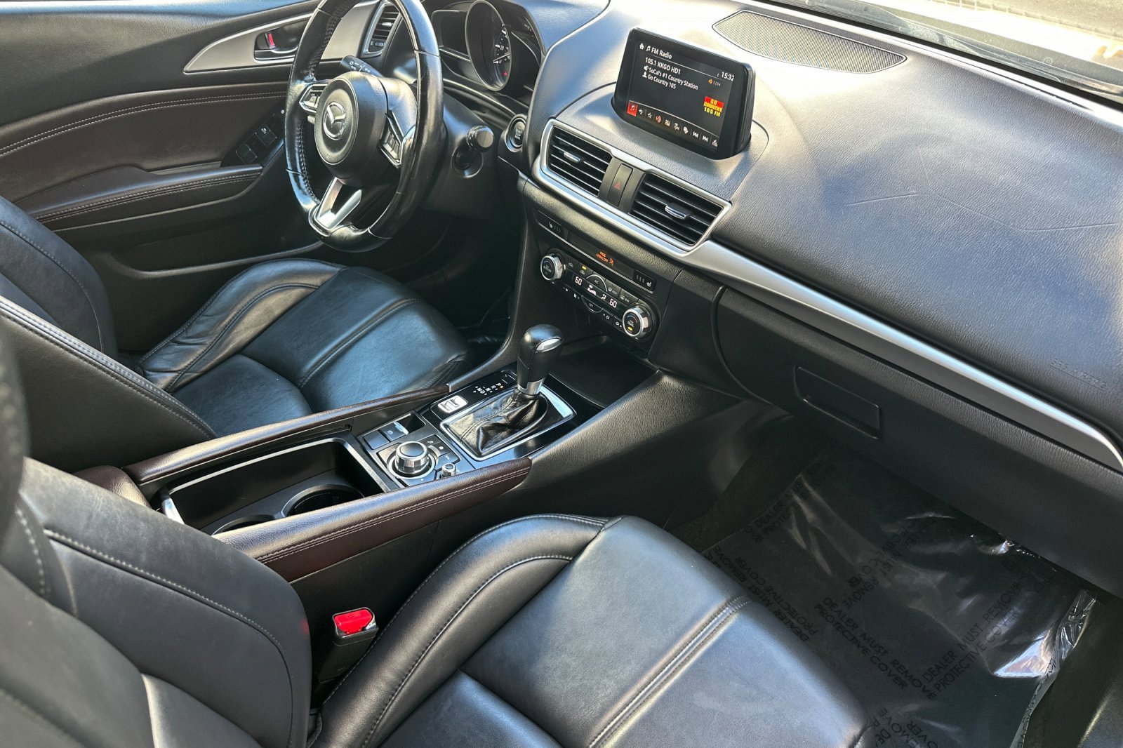 Used 2017 MAZDA MAZDA3 Touring image 17