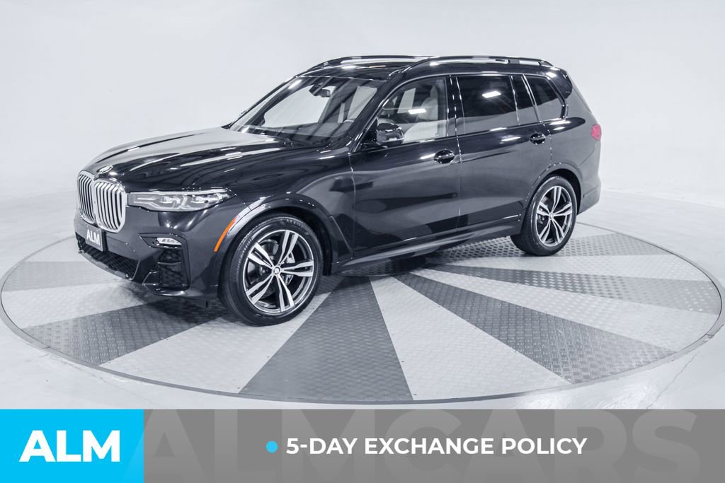 Used 2022 BMW X7 xDrive40i w/ M Sport Package image 3