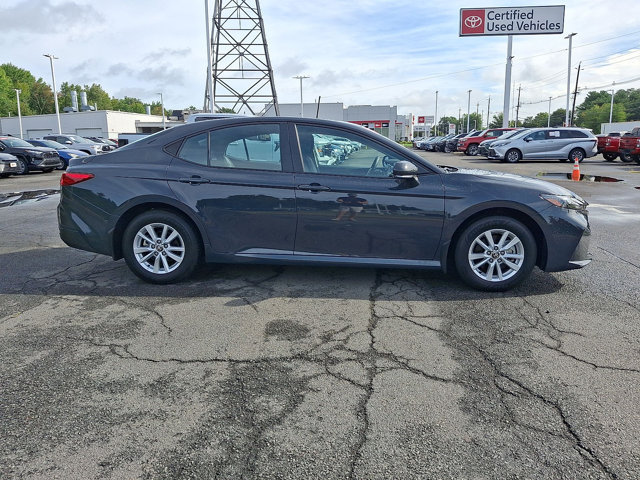 Used 2025 Toyota Camry LE AWD/4WD image 25