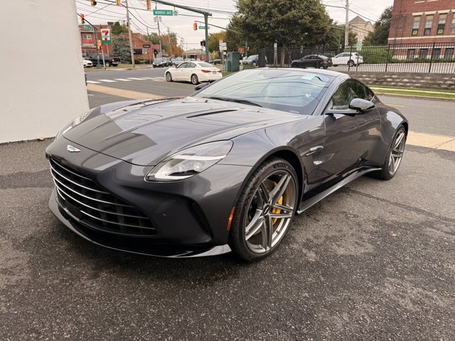 New 2026 Aston Martin V8 Vantage Coupe image 2