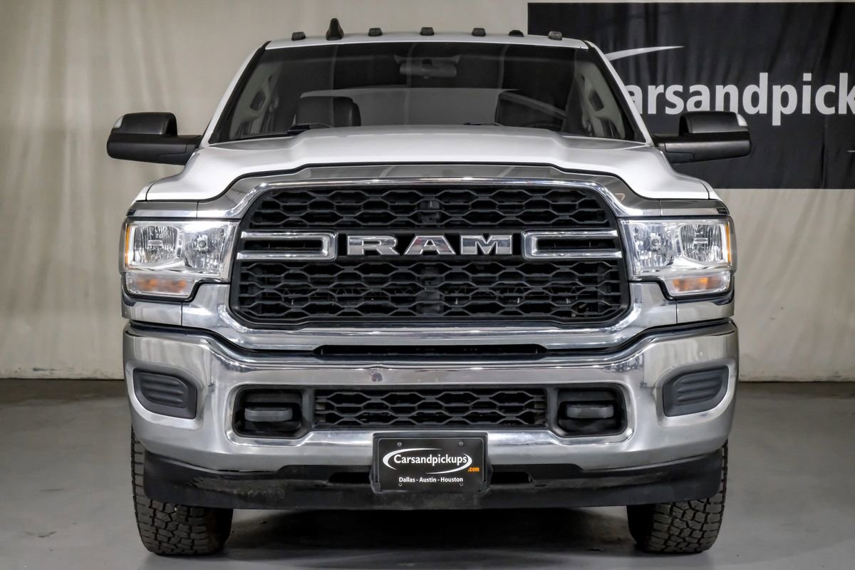 Used 2020 RAM 2500 Tradesman w/ Chrome Appearance Group image 3