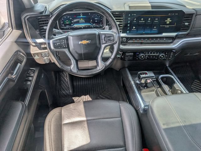 Used 2024 Chevrolet Silverado 1500 LTZ w/ LTZ Premium Package AWD/4WD image 12