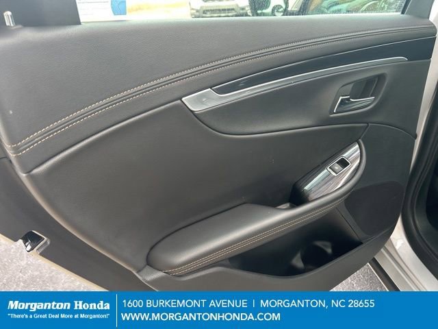 Used 2016 Chevrolet Impala LT image 24