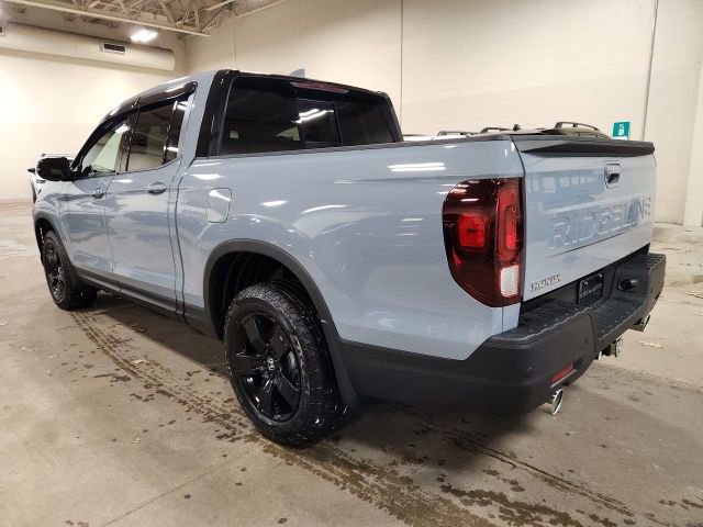 Certified 2025 Honda Ridgeline Black Edition image 5