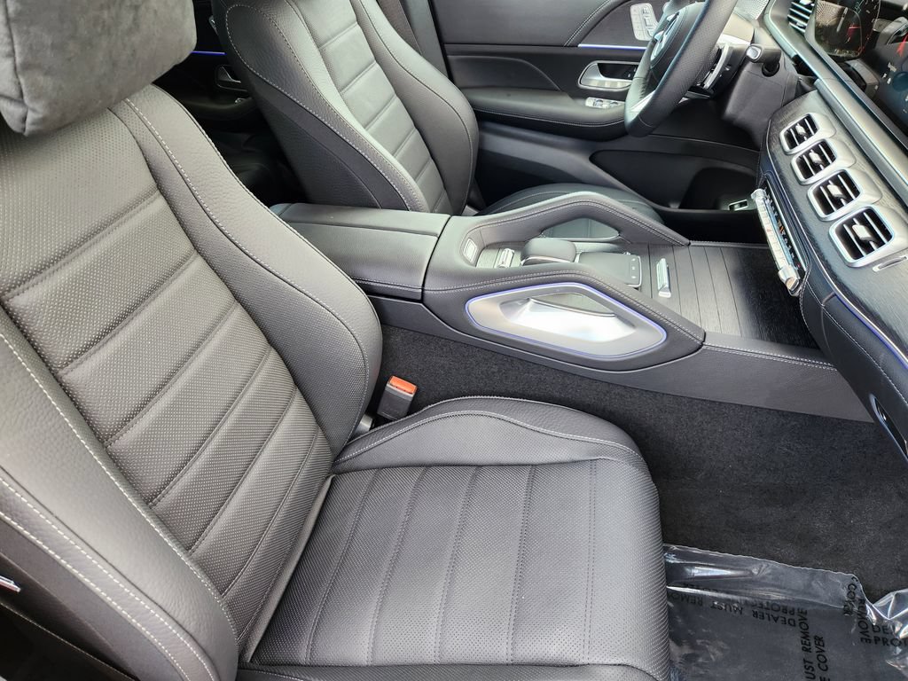 New 2026 Mercedes-Benz GLS 580 4MATIC image 13