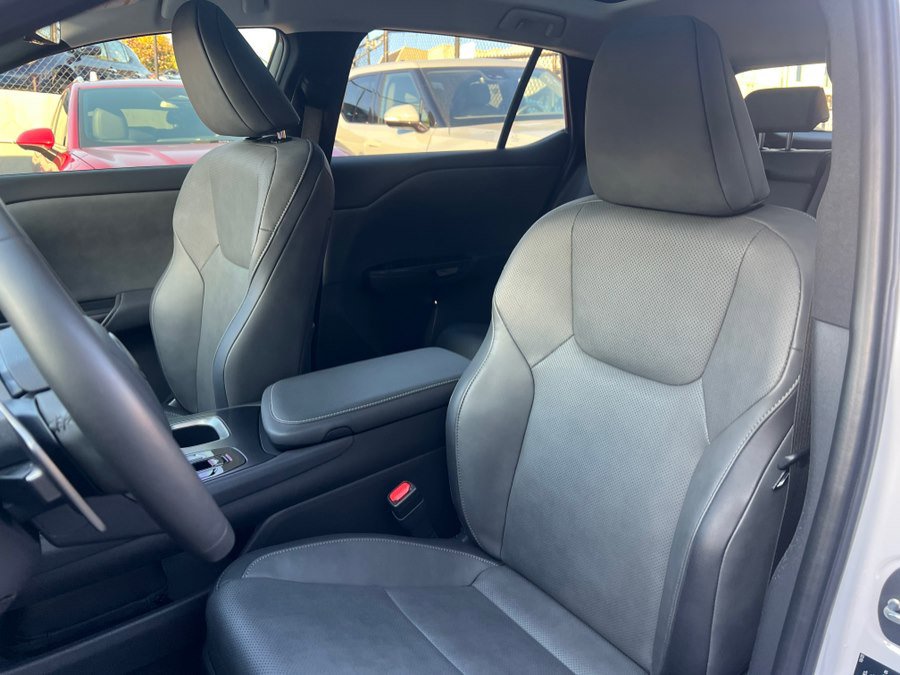 Used 2023 Lexus RZ 450e Premium image 20