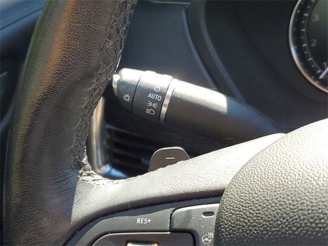 Certified 2022 Cadillac XT4 Premium Luxury w/ Enhanced Visibility Package image 14