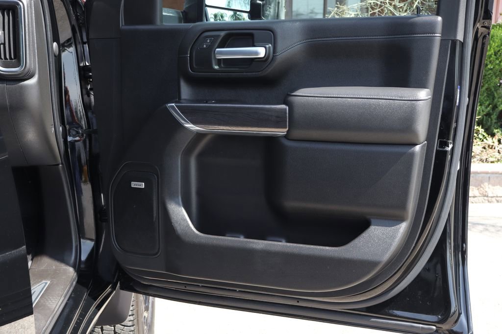 Used 2021 Chevrolet Silverado 2500 LTZ w/ LTZ Plus Package AWD/4WD image 54