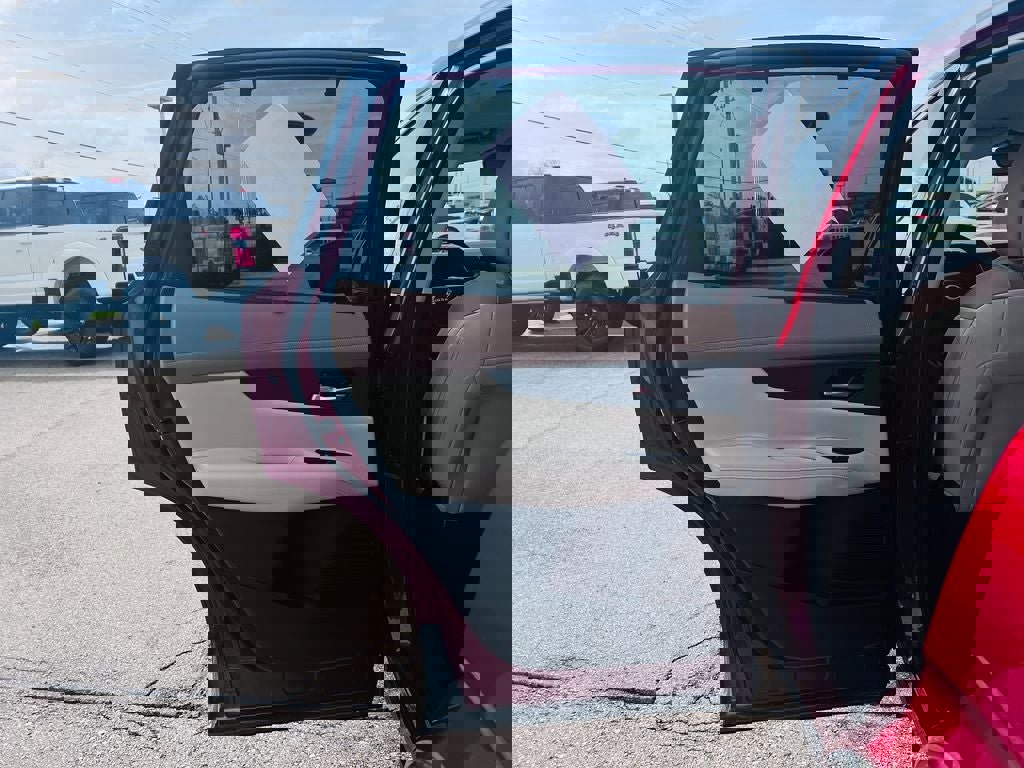 Used 2026 Nissan Murano Platinum w/ Cargo Package image 12