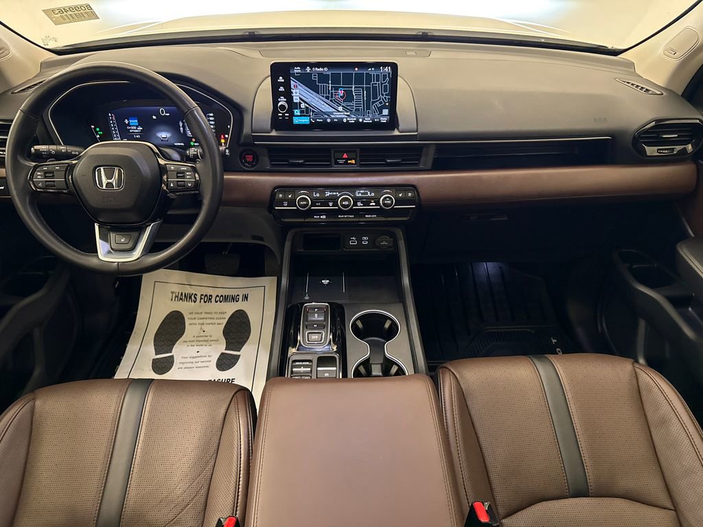 Certified 2025 Honda Pilot Elite image 15