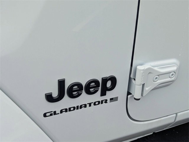 New 2025 Jeep Gladiator Sport image 10