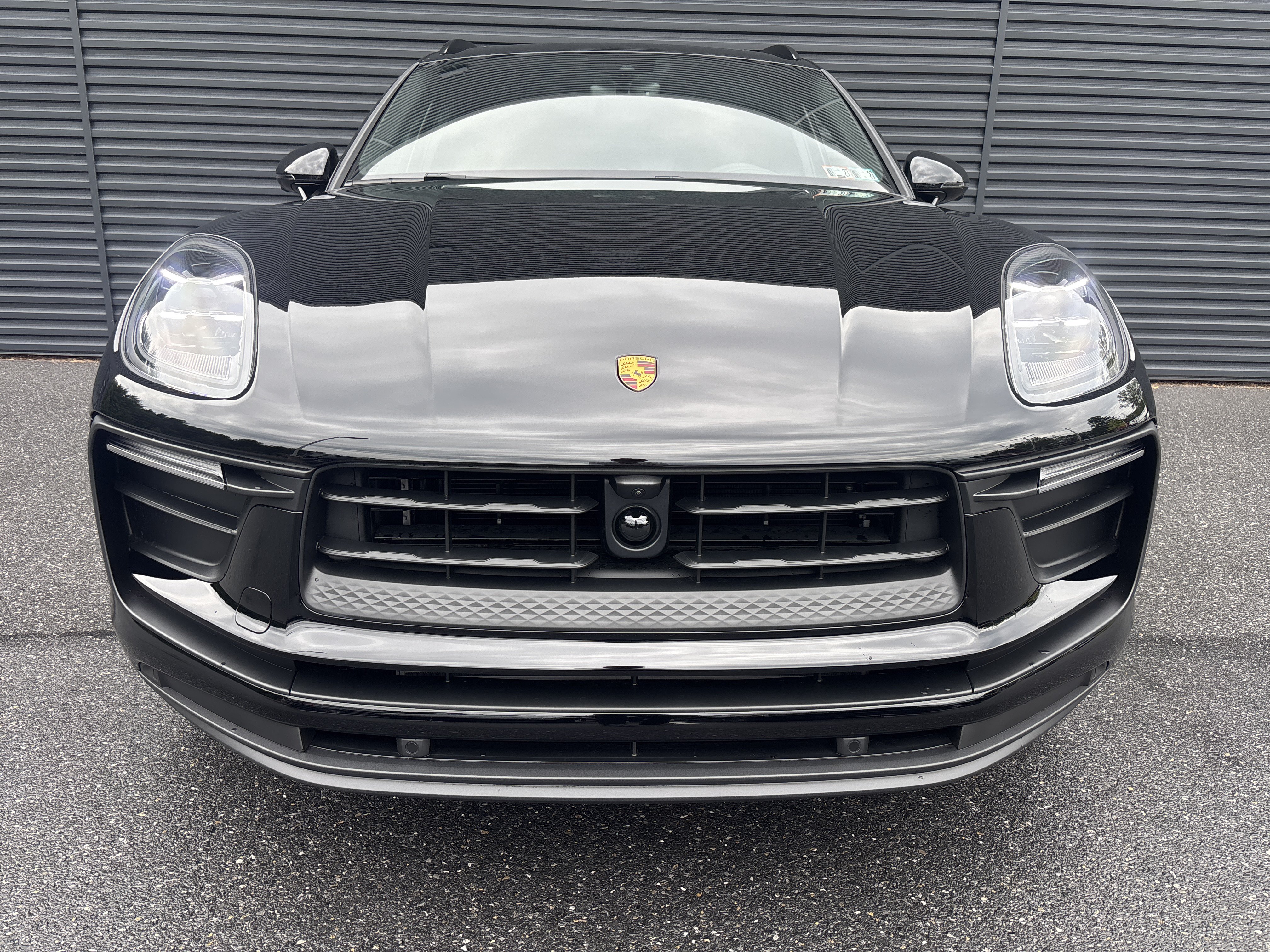 New 2026 Porsche Macan AWD/4WD image 8