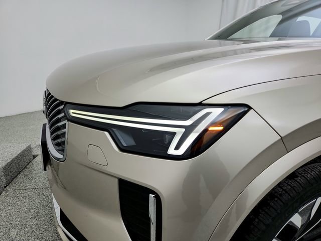 New 2026 Volvo XC90 B6 Plus w/ Protection Package image 27