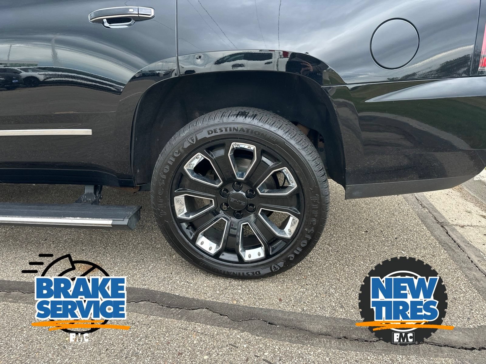 Used 2019 GMC Yukon Denali w/ Denali Ultimate Black Edition AWD/4WD image 8