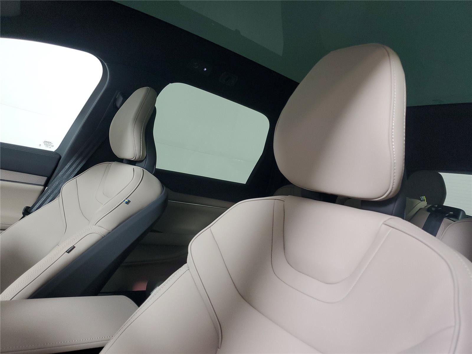 New 2026 Volvo EX90 Plus RWD image 23