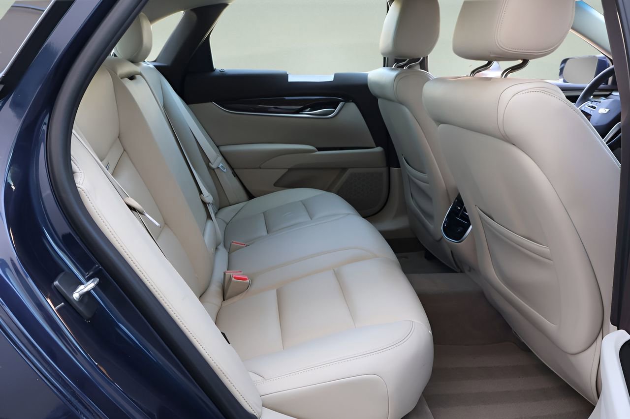 Used 2016 Cadillac XTS Luxury w/ Driver Awareness Package image 16