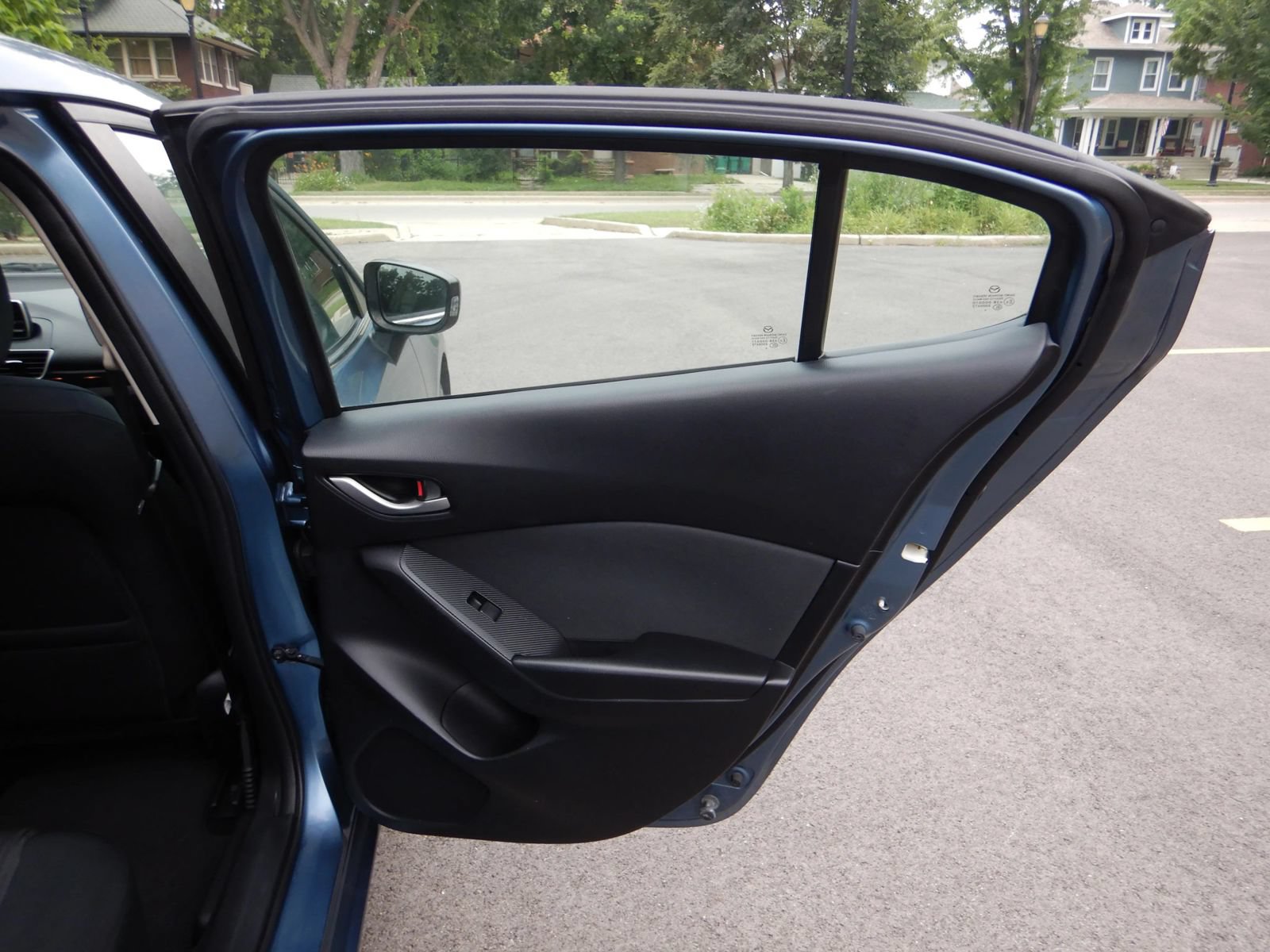 Used 2014 MAZDA MAZDA3 i Touring FWD image 22