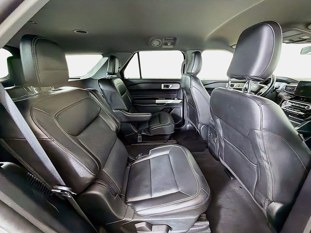 Used 2022 Ford Explorer Limited image 26