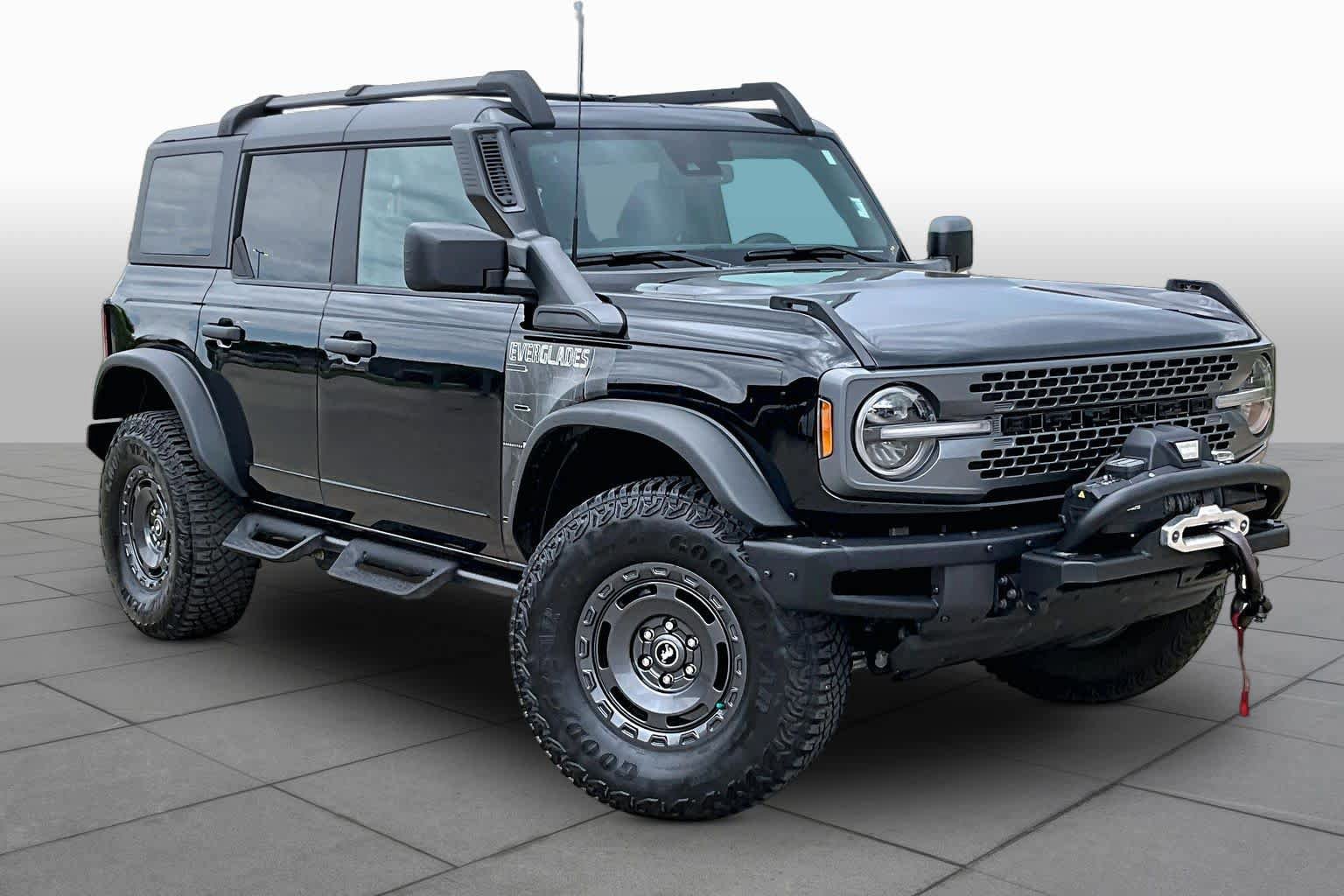 Used 2024 Ford Bronco Everglades AWD/4WD image 3