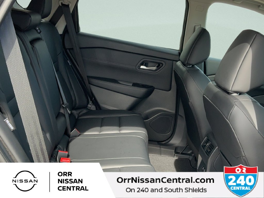 New 2027 Nissan Rogue Dark Armor FWD image 12