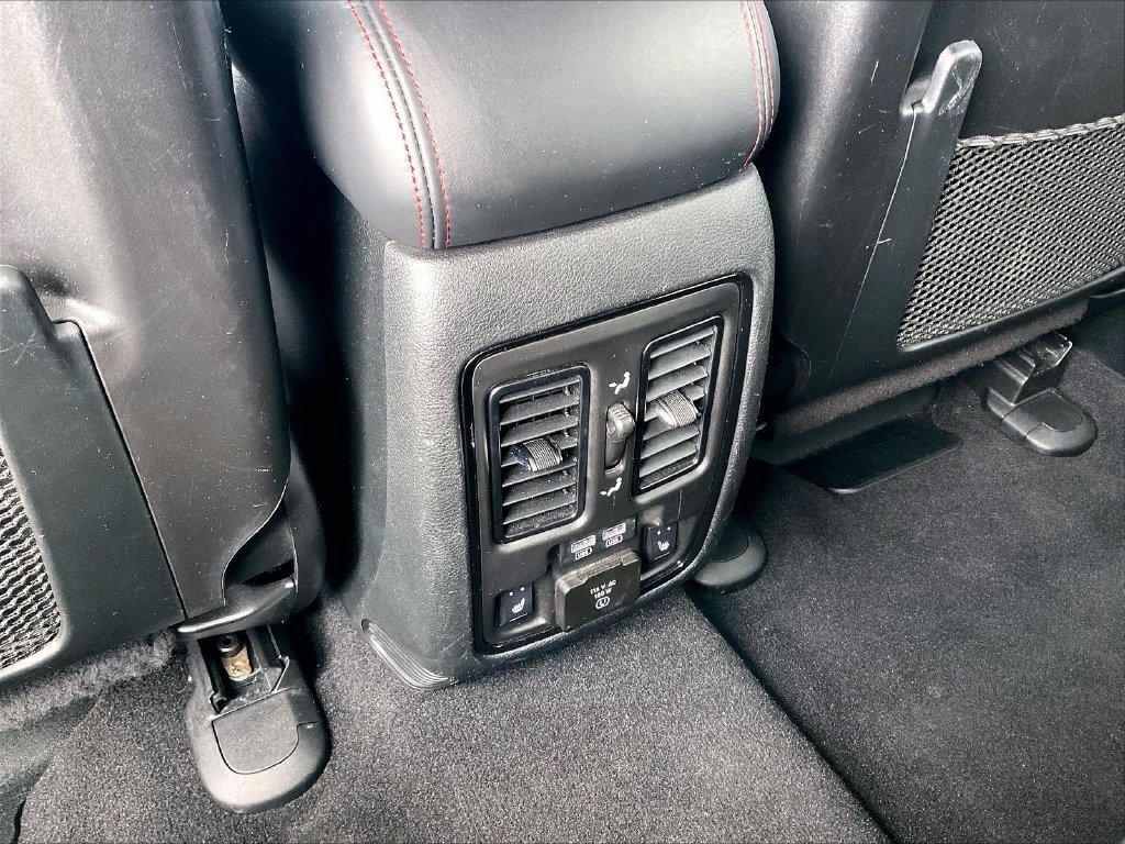 Used 2024 Dodge Durango GT AWD/4WD image 27