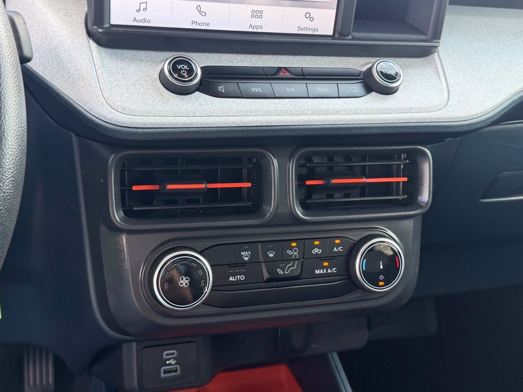 Used 2023 Ford Maverick XLT FWD image 23