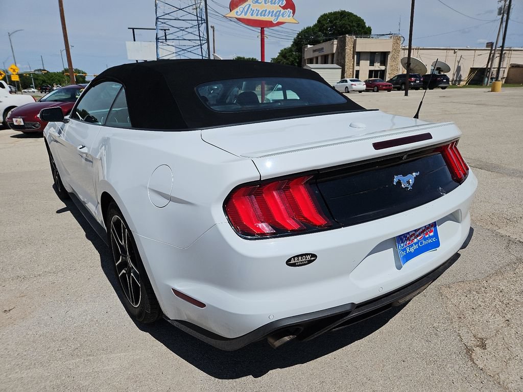 Used 2020 Ford Mustang Premium RWD image 8