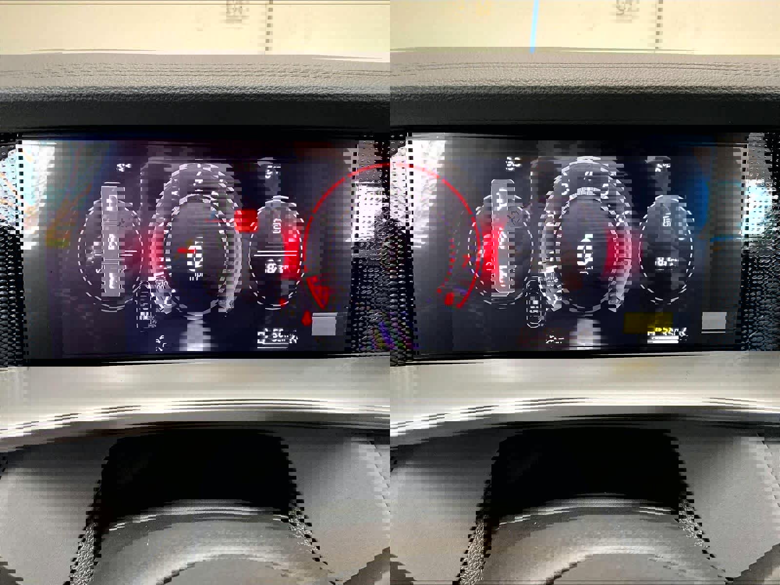 New 2026 Volkswagen Tiguan SE R-Line image 19