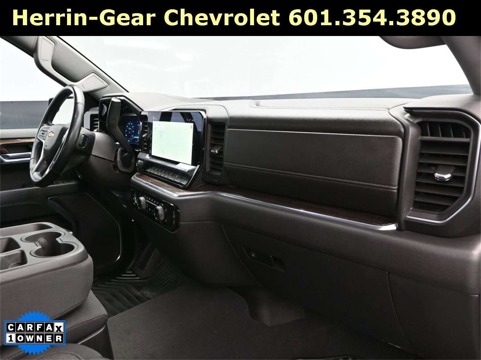 Used 2023 Chevrolet Silverado 1500 LT image 24