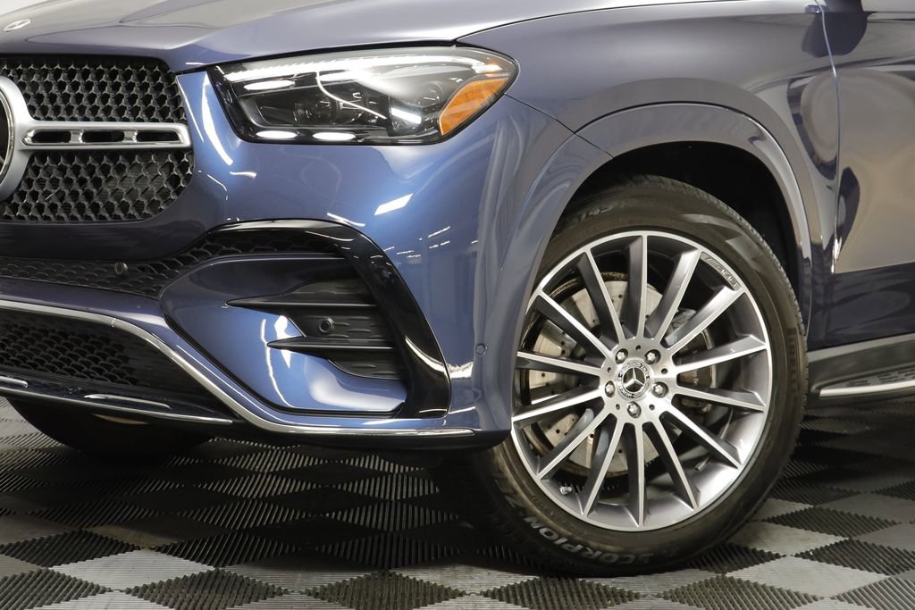 Used 2026 Mercedes-Benz GLE 580 4MATIC image 3