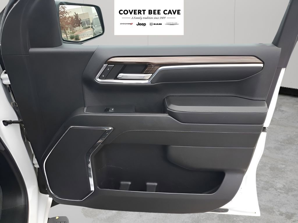 Used 2024 Chevrolet Silverado 1500 LT Trail Boss w/ Protection Package image 13