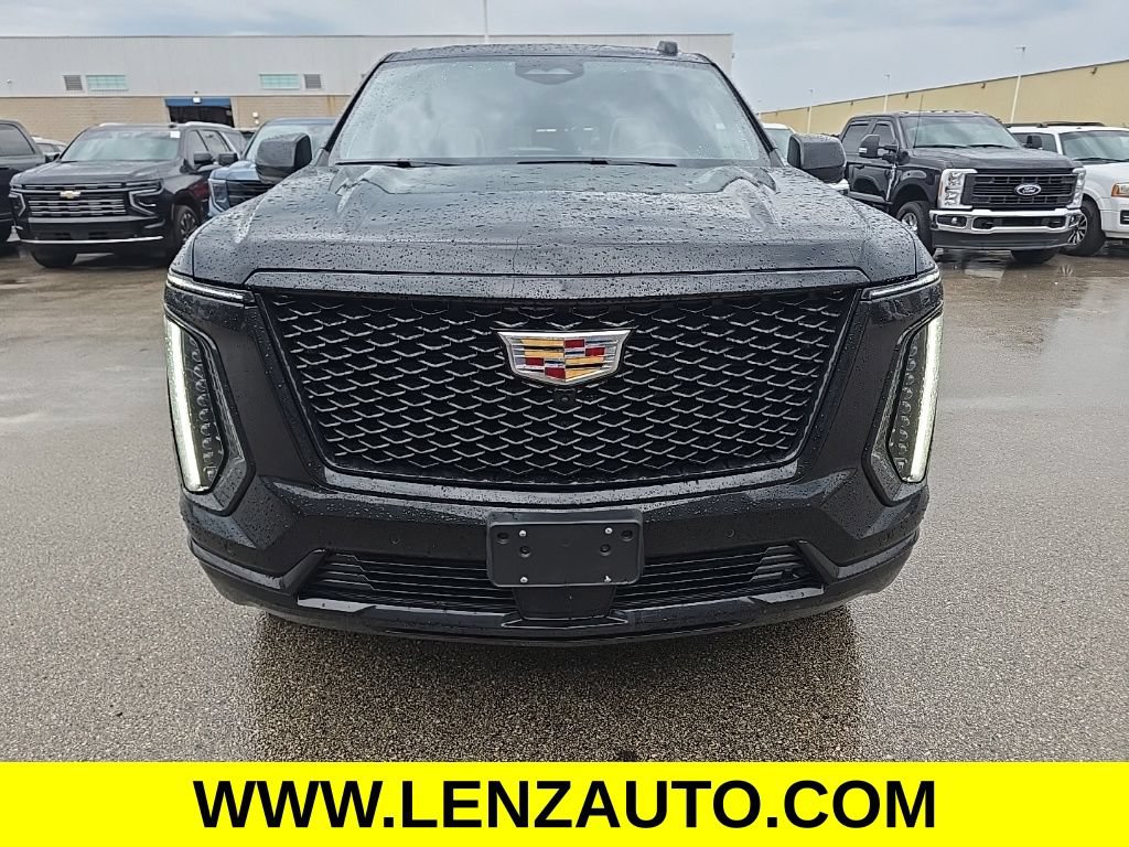 Used 2026 Cadillac Escalade ESV Platinum Sport w/ LPO, Floor Liner Package AWD/4WD image 2
