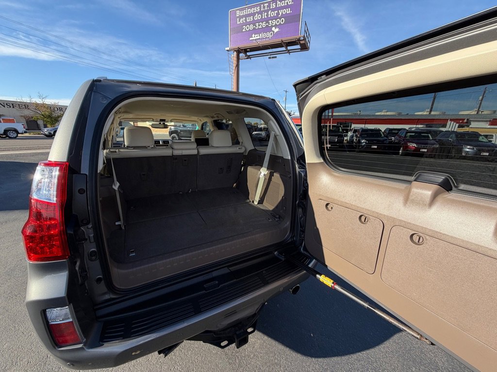 Used 2012 Lexus GX 460 Premium image 13