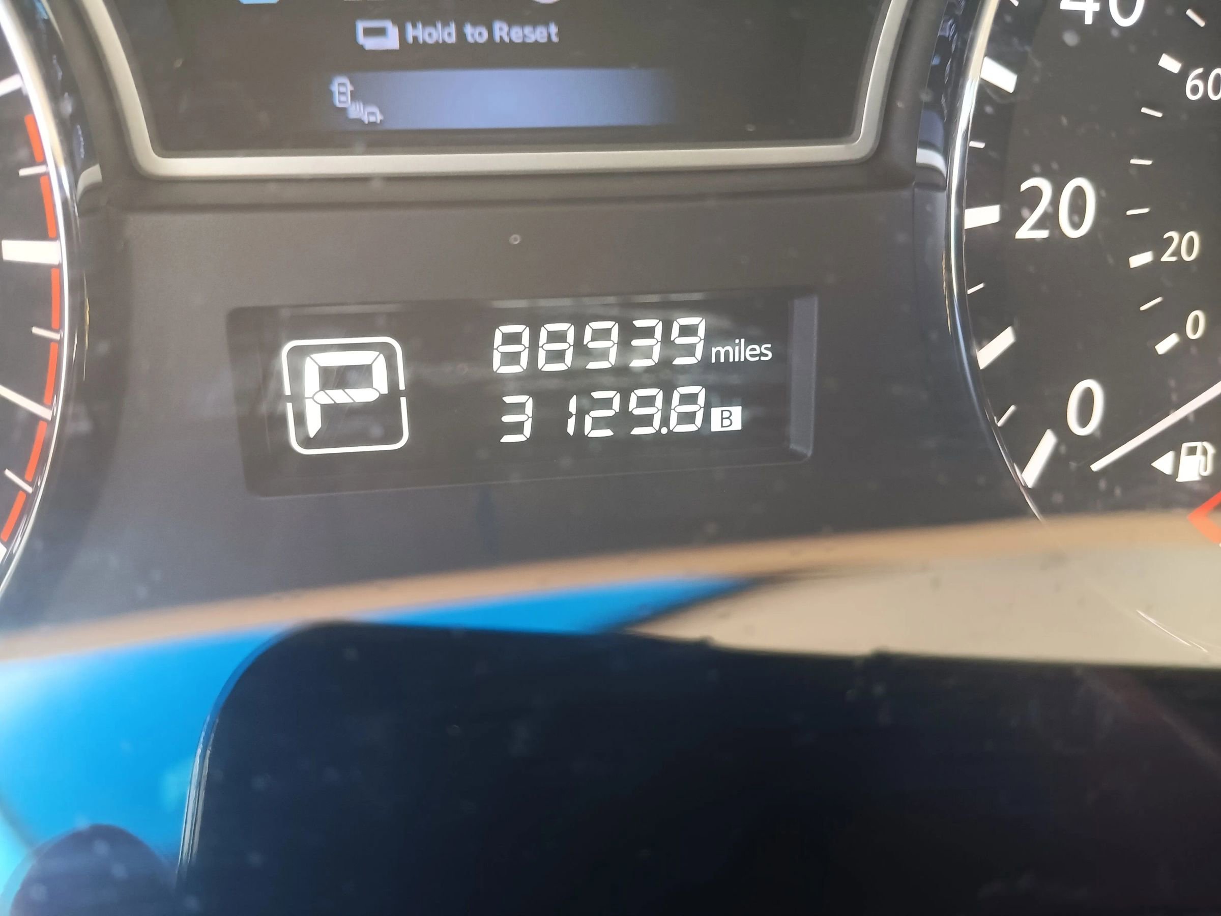 Used 2015 Nissan Pathfinder SL FWD image 16