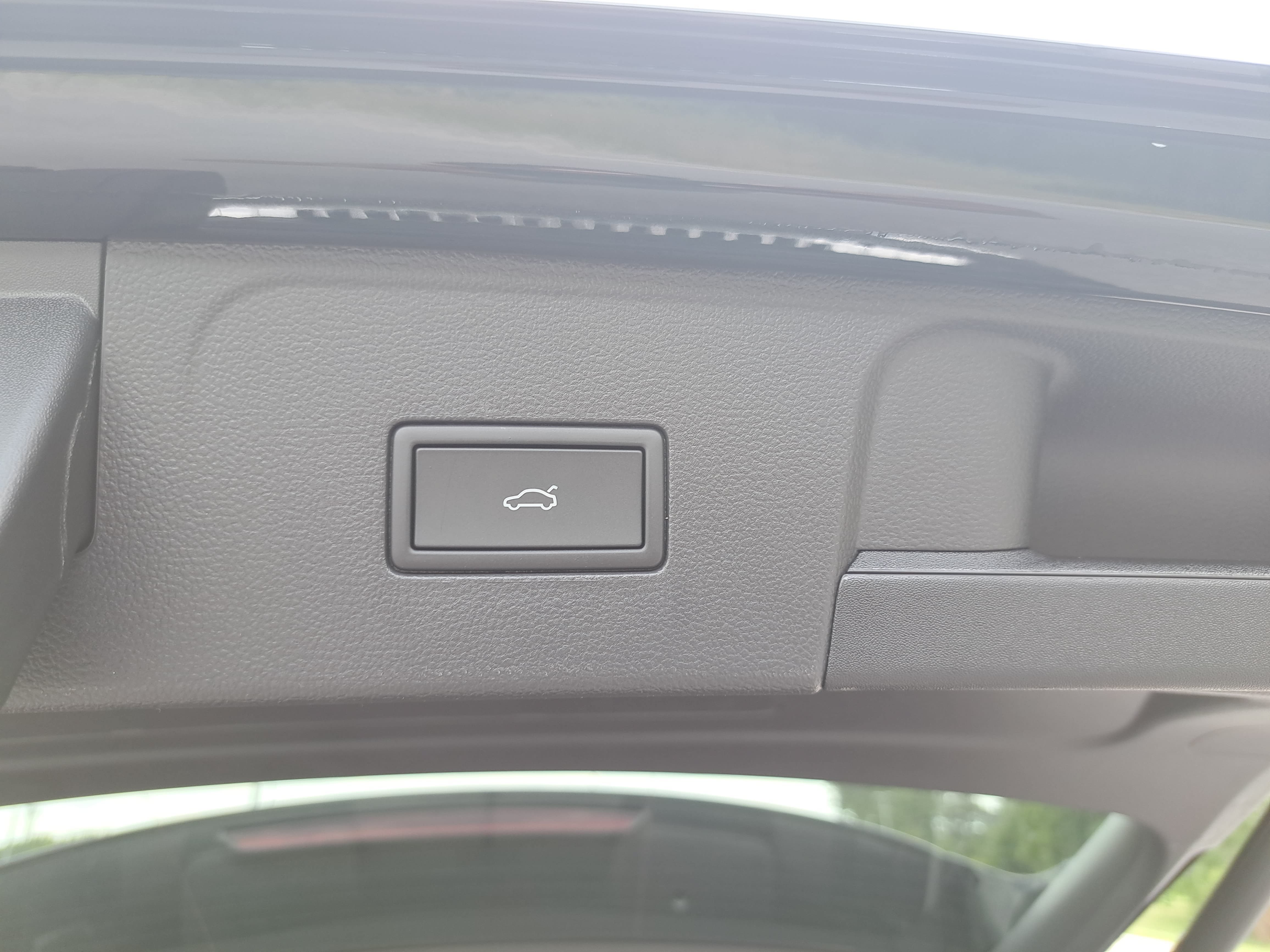 New 2026 Volkswagen Atlas SEL AWD/4WD image 14