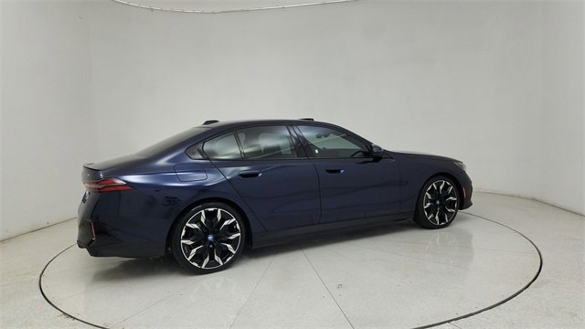 Used 2025 BMW i5 eDrive40i w/ M Sport Package image 68