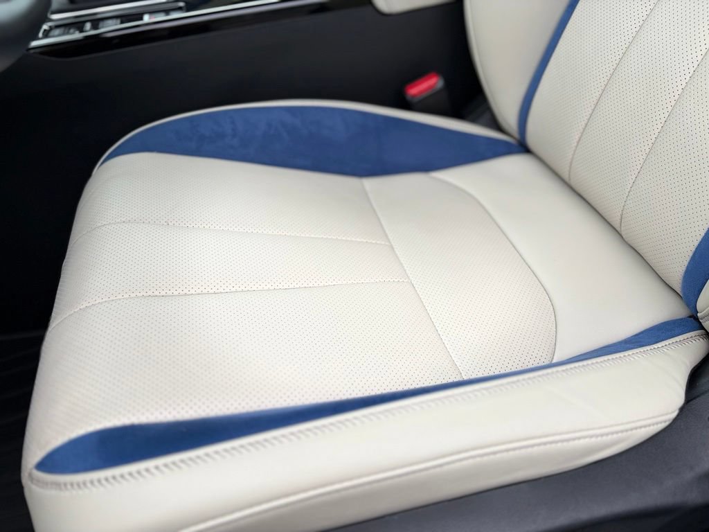 Certified 2025 Acura ADX A-Spec AWD/4WD image 15